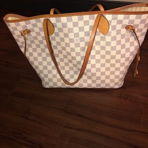 Louis Vuitton Neverfull MM